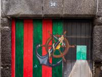 Löwenbild auf Tür in der Rua Santa Maria - Funchal